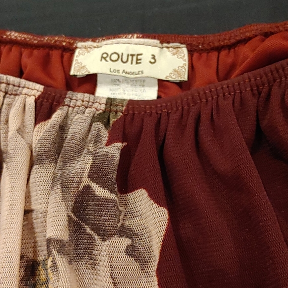 Red top - Picture 3 of 3